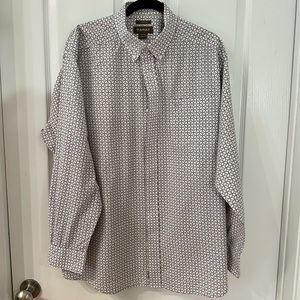 Ariat men's long sleeve button down shirt. In great condition.